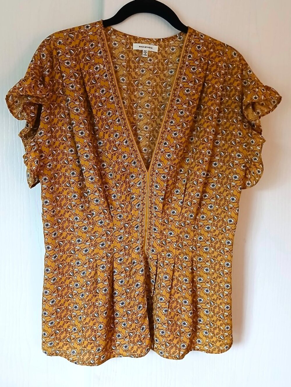 Max Studio Mustard Yellow Floral V Neck Blouse, Size Medium